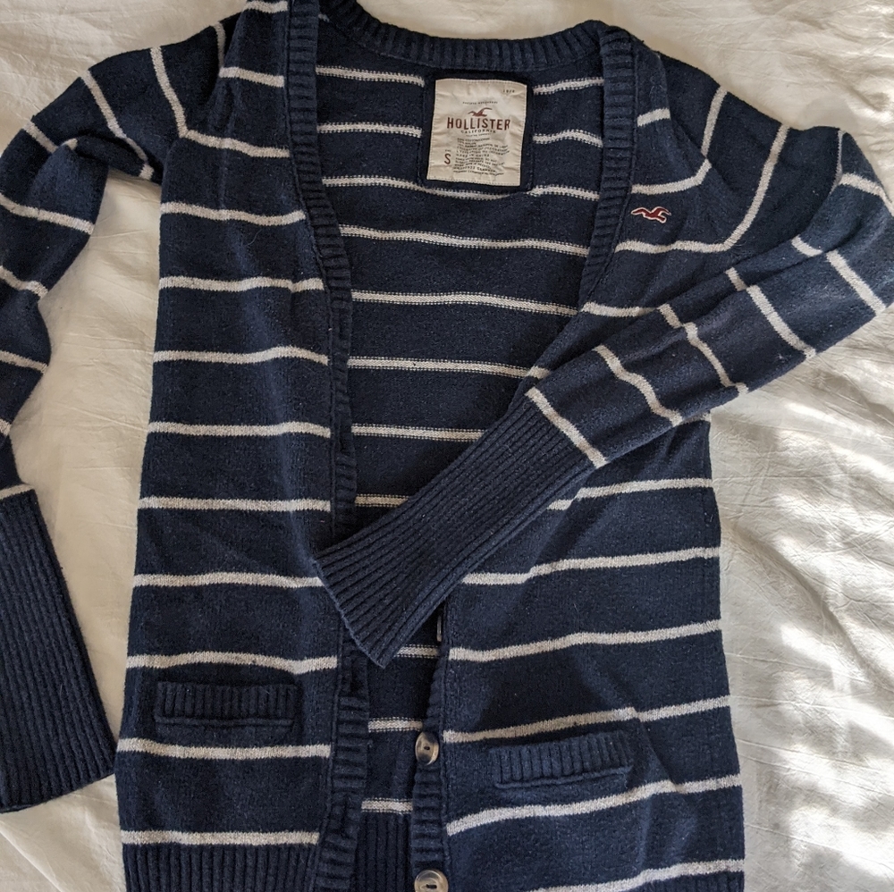 Hollister Cardigan